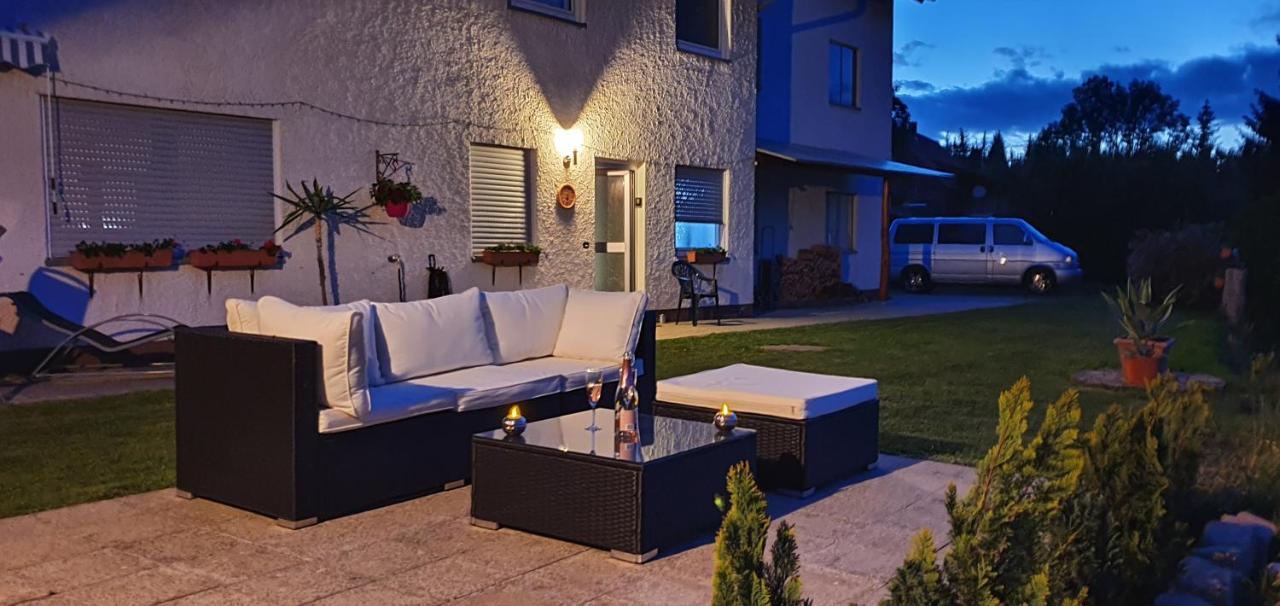 Moderne Ferienwohnung Mit Eigenem Garten Und Traumhaften Blick Wilhelmsthal Kültér fotó