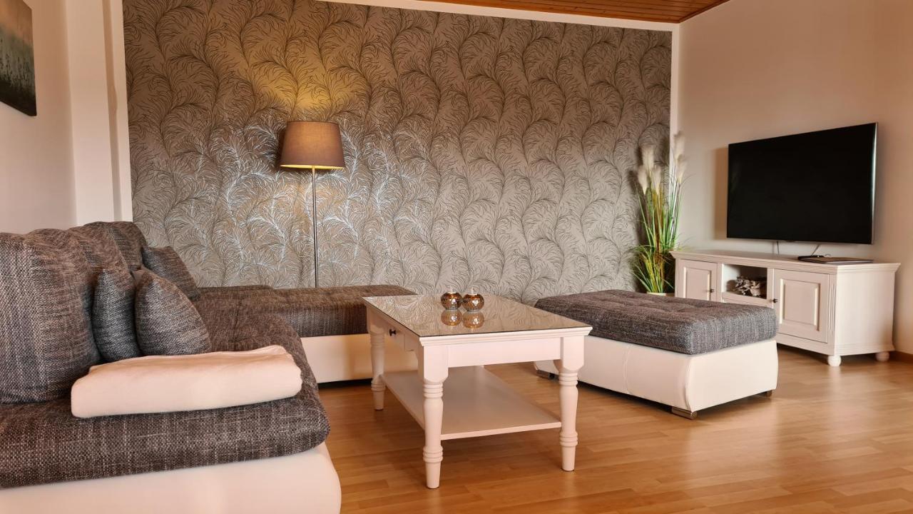 Moderne Ferienwohnung Mit Eigenem Garten Und Traumhaften Blick Wilhelmsthal Kültér fotó